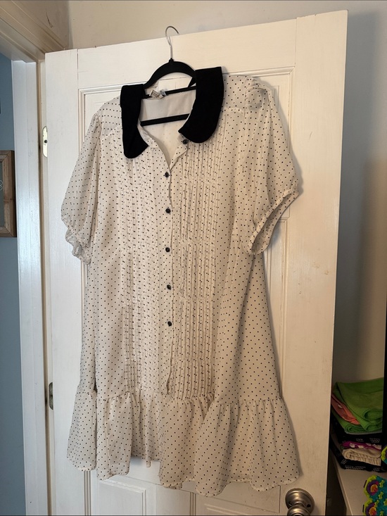 torrid Dresses & Skirts - torrid Cream Polka Dot Mini Dress with Black Collar